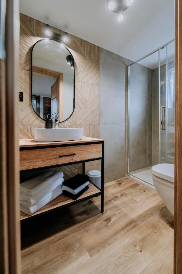 דירות שצ'צ'ין Mini Loft Na Dachu מראה חיצוני תמונה
